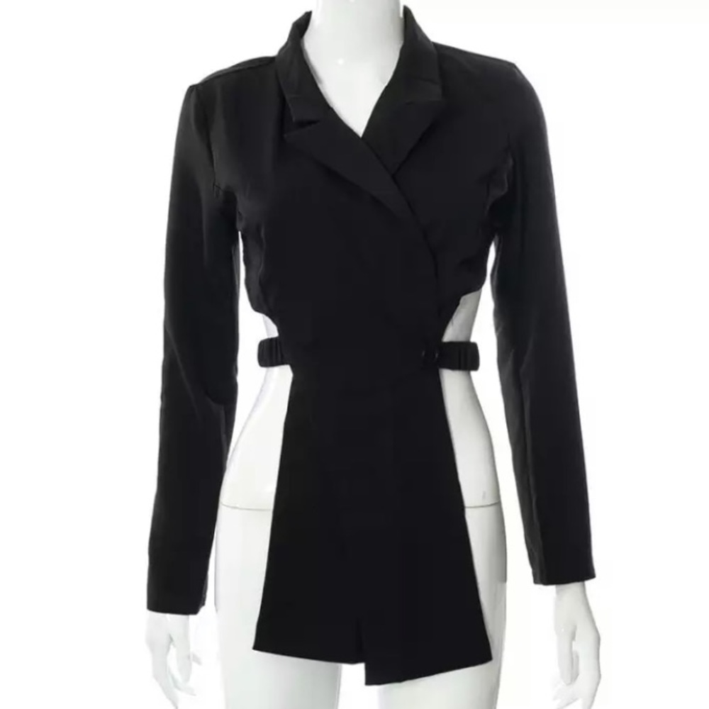 Blazer - Picture 3 of 5